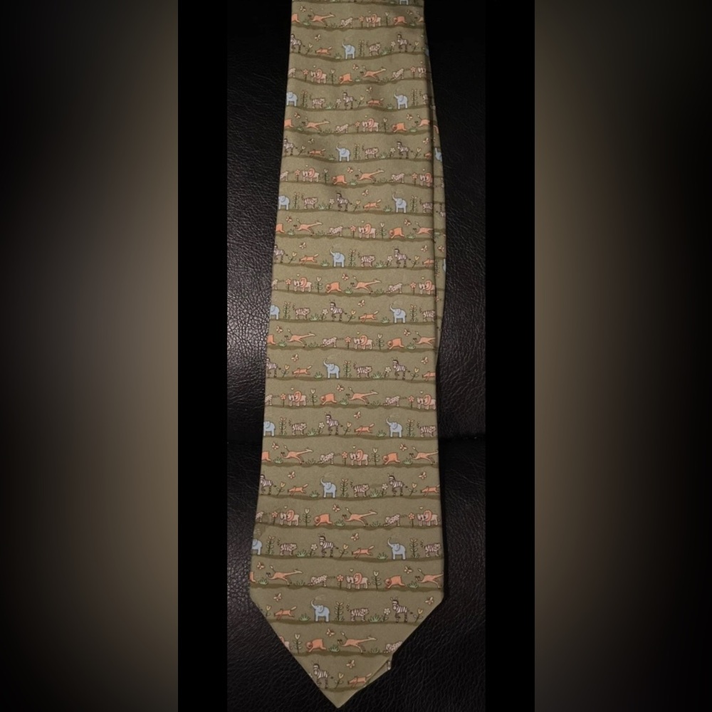Salvatore Ferragamo Animal Print Safari  Tie Green Silk Made In Italy